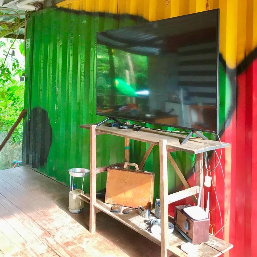 Dom Eco Hostel Containers Sao Sebastiao  Eksteriør billede