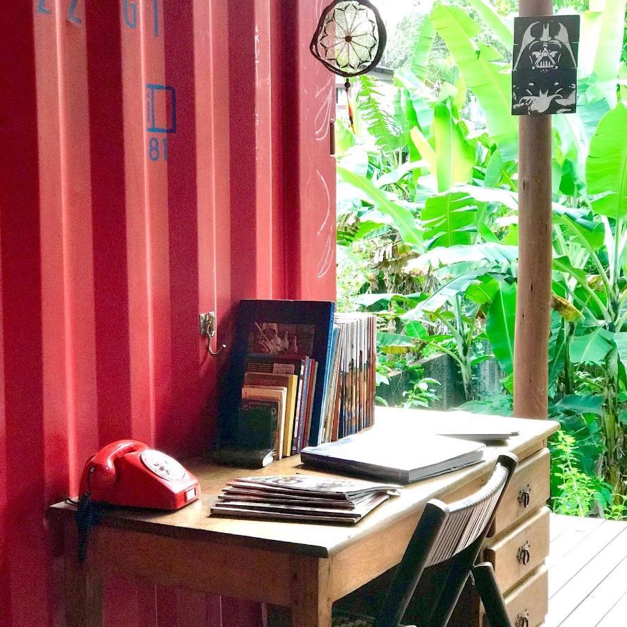 Dom Eco Hostel Containers Sao Sebastiao  Eksteriør billede