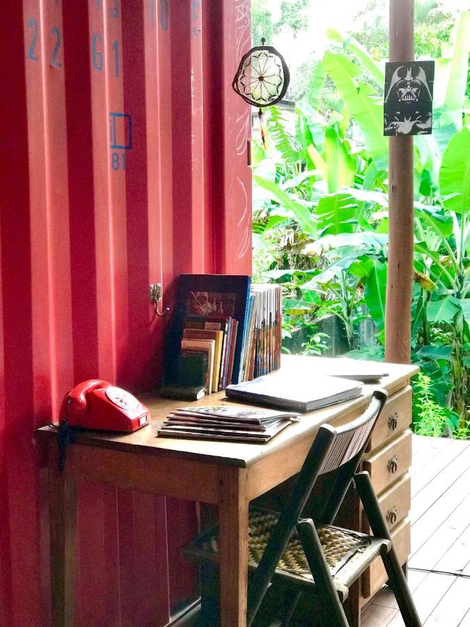 Dom Eco Hostel Containers Sao Sebastiao  Eksteriør billede